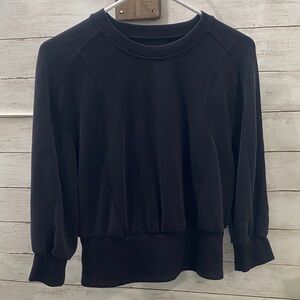 lululemon Softstream Ribbed Bottom 3/4 Sleeve Black Sweatshirt